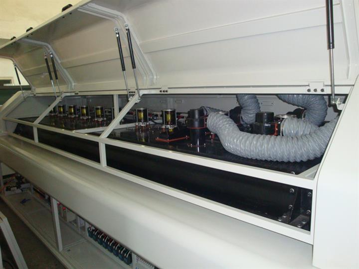 热风回流焊锡机,   产品特点:   微循环运风系统和增压式多点喷气原理